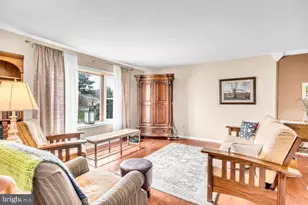 672 W Spring St, Fleetwood, PA 19522 - Photo 7