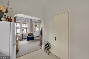 529 Windsor St, Reading, PA 19601 - Photo 5