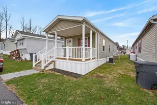 6801 Penn Ave, Wernersville, PA 19565 - Photo 3