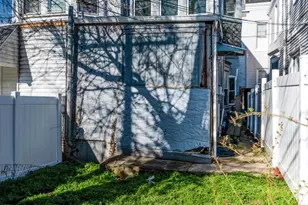 911 N 5th St, Reading, PA 19601 - Photo 37