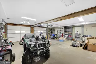 418 Mountainside Rd, Temple, PA 19560 - Photo 35