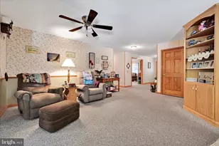 569 Texter Mountain Rd, Robesonia, PA 19551 - Photo 17