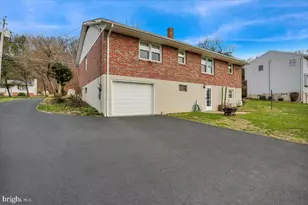 227 W Neversink Rd, Reading, PA 19606 - Photo 31