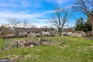 227 W Neversink Rd, Reading, PA 19606 - Photo 33