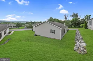 173 Random Rd, Douglassville, PA 19518 - Photo 15