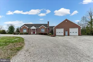 26 Sapphire Ln, Mohnton, PA 19540 - Photo 1