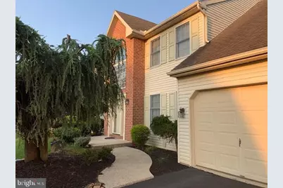 401 Augusta Dr E, Reading, PA 19608 - Photo 3