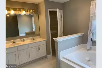 401 Augusta Dr E, Reading, PA 19608 - Photo 13