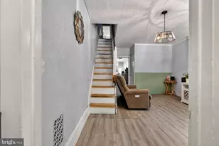 327 W Windsor St, Reading, PA 19601 - Photo 3