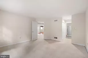 2000 Meadow Glen, Reading, PA 19610 - Photo 17