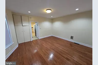 147 W Douglass Street, Reading, PA 19601 - Photo 5