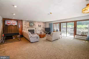 2867 Pricetown Rd, Temple, PA 19560 - Photo 11