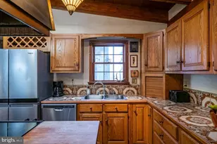 2571 Hill Rd, Reading, PA 19606 - Photo 15