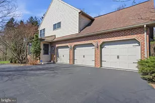 5 Glen Hollow Ct, Reading, PA 19607 - Photo 3