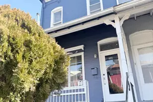 341 Pear St, Reading, PA 19601 - Photo 1