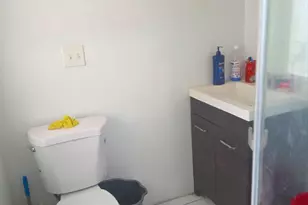 21 S 3rd St, Reading, PA 19602 - Photo 11