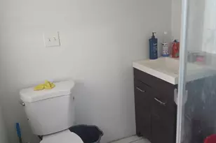 21 S 3rd St, Reading, PA 19602 - Photo 7