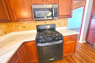 219 Berkshire Dr, Douglassville, PA 19518 - Photo 13