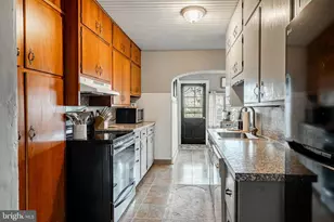 36 Fairview St, Boyertown, PA 19512 - Photo 7