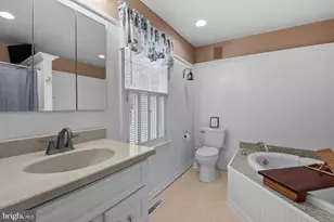 9 Alsace Ave, Temple, PA 19560 - Photo 15