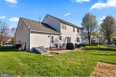 42 Nantucket Drive, Reading, PA 19605 - Photo 3