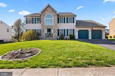 42 Nantucket Drive, Reading, PA 19605 - Photo 1