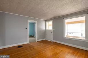 39 Seminary Ave, Reading, PA 19605 - Photo 5