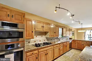 211 Orchard Rd, Fleetwood, PA 19522 - Photo 21