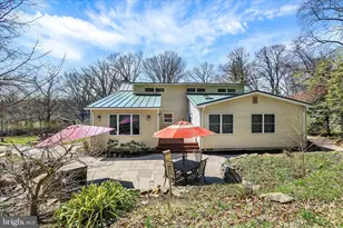 211 Orchard Rd, Fleetwood, PA 19522 - Photo 9