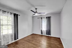 1815 Holly Rd, Reading, PA 19602 - Photo 11
