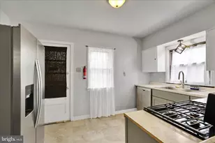 1815 Holly Rd, Reading, PA 19602 - Photo 11