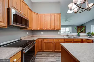 314 Charleston, Reading, PA 19610 - Photo 7