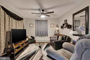 219 W Main St, Fleetwood, PA 19522 - Photo 7