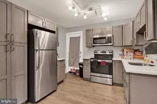 219 W Main St, Fleetwood, PA 19522 - Photo 3