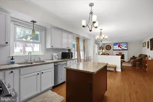 476 Old Swede Rd, Douglassville, PA 19518 - Photo 9