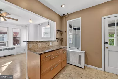 2542 Cleveland Avenue, Reading, PA 19609 - Photo 5