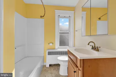 2542 Cleveland Avenue, Reading, PA 19609 - Photo 17