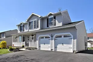 113 Clarion Dr, Douglassville, PA 19518 - Photo 3