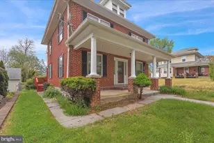 26 Bucks St, Wernersville, PA 19565 - Photo 3