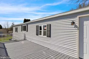 206 Memory Ln, Hamburg, PA 19526 - Photo 3