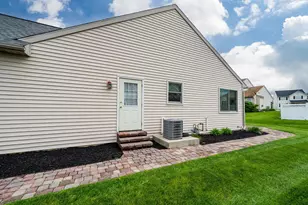 1013 Rosebud St, Reading, PA 19605 - Photo 11