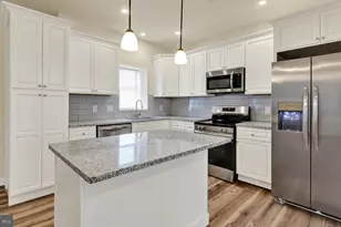 323 Main St, Shoemakersville, PA 19555 - Photo 5