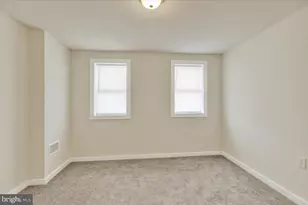 323 Main St, Shoemakersville, PA 19555 - Photo 11