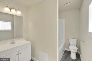 323 Main St, Shoemakersville, PA 19555 - Photo 13