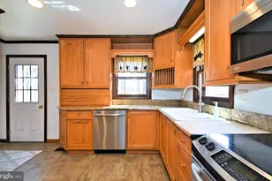 306 Cedar Hill Rd, Birdsboro, PA 19508 - Photo 11