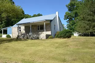 28 Seidel Rd, Reading, PA 19606 - Photo 1