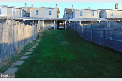 21 W Smith Street, Topton, PA 19562 - Photo 7