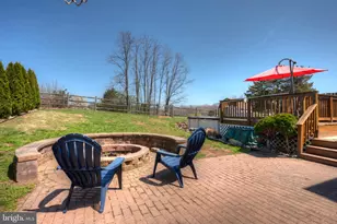 216 Crystal Cir, Birdsboro, PA 19508 - Photo 3