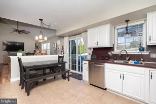 216 Crystal Cir, Birdsboro, PA 19508 - Photo 17