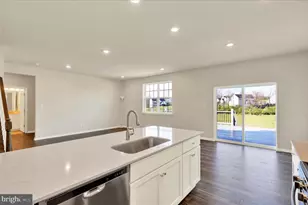 114 Teaberry Ct, Reading, PA 19608 - Photo 11